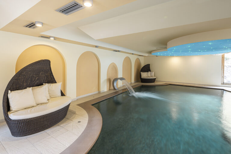 scoiattolo - piscina interna